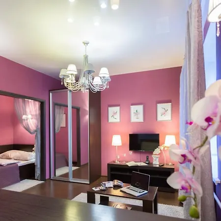 Apartment Elenbach 7 проспект независимости 48 *